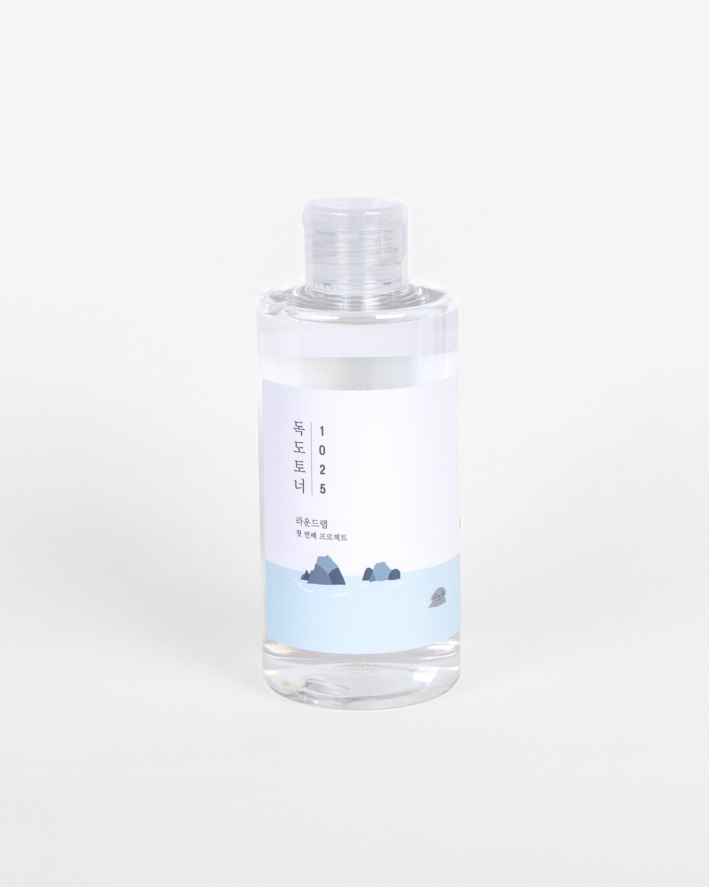 Round Lab 1025 Dokdo Toner – Tónico hidratante y calmante con agua mineral profunda de Dokdo, ideal para reforzar la barrera cutánea y equilibrar la piel.