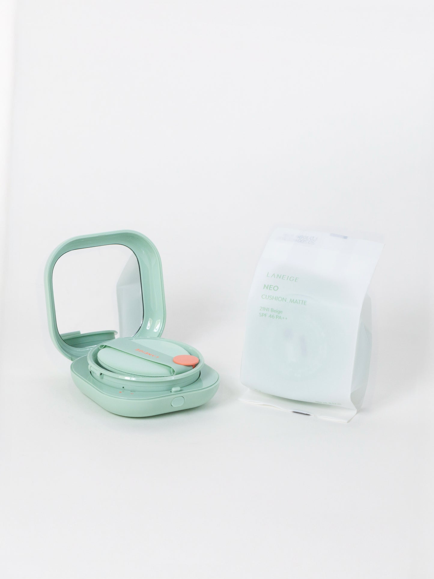 Laneige Neo Cushion Matte #21N1 Beige (Maquillaje)