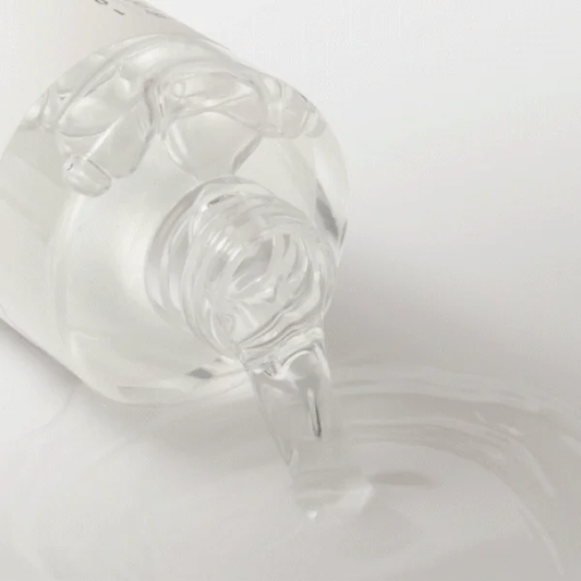 Round Lab 1025 Dokdo Toner – Tónico hidratante y calmante con agua mineral profunda de Dokdo, ideal para reforzar la barrera cutánea y equilibrar la piel.