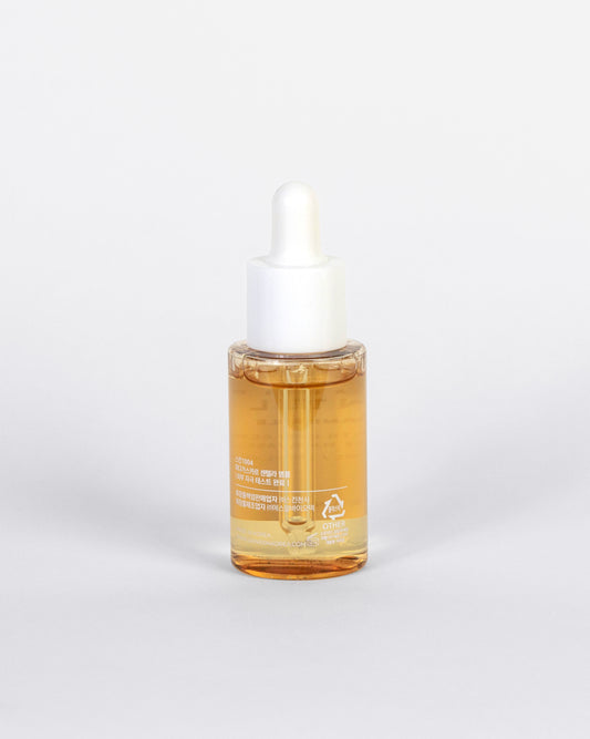 Skin1004 Madagascar Centella Ampoule – Sérum calmante con centella asiática pura para hidratar, reparar la barrera cutánea y reducir la sensibilidad de la piel.